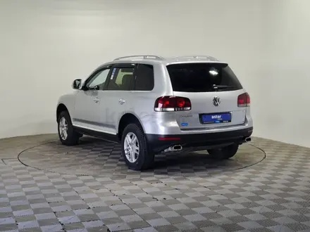 Volkswagen Touareg 2008 года за 6 300 000 тг. в Алматы – фото 7