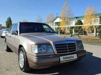 Mercedes-Benz E 220 1994 года за 6 000 000 тг. в Алматы