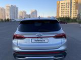 Hyundai Santa Fe 2022 года за 14 000 000 тг. в Астана – фото 3