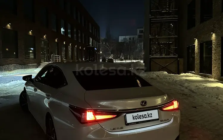 Lexus ES 250 2023 годаүшін28 500 000 тг. в Алматы