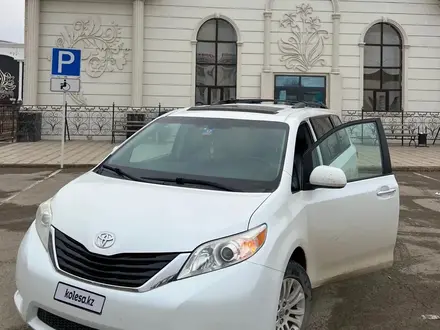 Toyota Sienna 2015 года за 9 500 000 тг. в Актау – фото 4