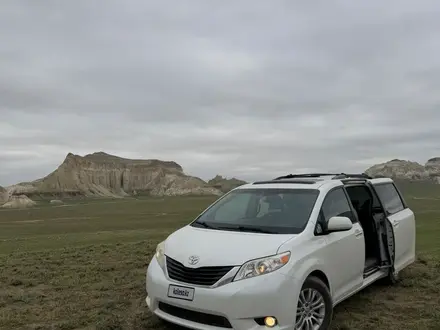 Toyota Sienna 2015 года за 9 500 000 тг. в Актау – фото 7