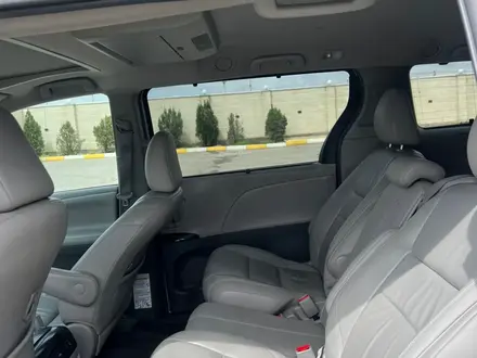 Toyota Sienna 2015 года за 9 500 000 тг. в Актау – фото 11