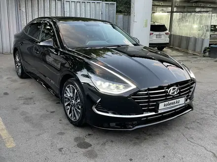 Hyundai Sonata 2022 года за 17 000 000 тг. в Алматы – фото 2