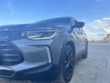 Chevrolet Tracker 2022 года за 7 400 000 тг. в Атырау – фото 4