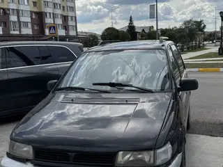 Mitsubishi Space Runner, 1994