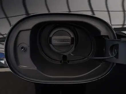 Porsche Macan S 2025 года за 74 703 120 тг. в Астана – фото 35