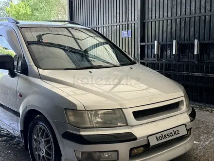 Mitsubishi Chariot 1999 года за 2 300 000 тг. в Алматы – фото 3