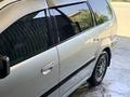 Mitsubishi Chariot 1999 года за 2 300 000 тг. в Алматы – фото 15