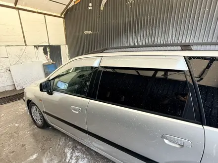 Mitsubishi Chariot 1999 года за 2 300 000 тг. в Алматы – фото 18