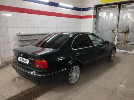 BMW 528 1997 года за 3 500 000 тг. в Павлодар – фото 2