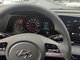 Hyundai Elantra 2023 года за 12 800 000 тг. в Актобе – фото 4