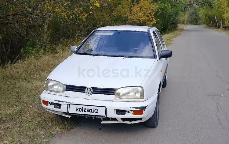 Volkswagen Golf 1996 года за 800 000 тг. в Алматы