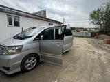 Toyota Alphard 2002 года за 6 000 000 тг. в Алматы – фото 2