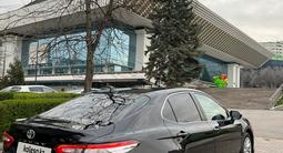 Toyota Camry 2021 года за 14 500 000 тг. в Алматы – фото 4