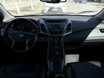 Hyundai Elantra 2014 года за 3 500 000 тг. в Атырау – фото 5