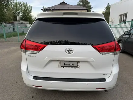Toyota Sienna 2013 года за 8 400 000 тг. в Уральск – фото 4