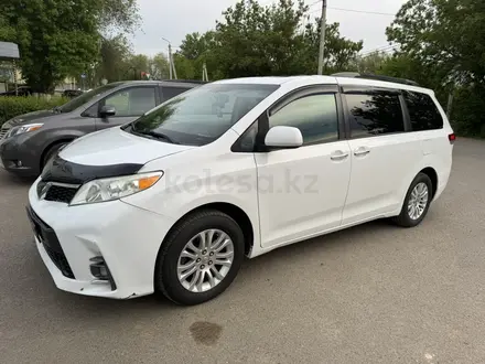Toyota Sienna 2013 года за 8 400 000 тг. в Уральск – фото 3