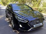 Hyundai Sonata 2018 годаfor8 800 000 тг. в Шымкент – фото 2