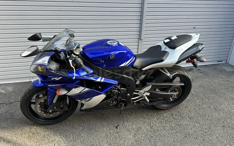 Yamaha  YZF-R1 2008 годаfor3 400 000 тг. в Актобе