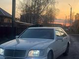 Mercedes-Benz S 320 1998 годаfor4 500 000 тг. в Астана