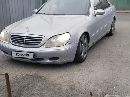 Mercedes-Benz S 320 2001 года за 2 500 000 тг. в Алматы – фото 6