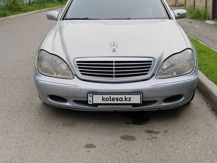 Mercedes-Benz S 320 2001 года за 2 500 000 тг. в Алматы – фото 15