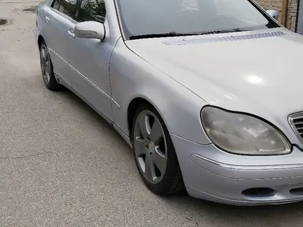 Mercedes-Benz S 320 2001 года за 2 500 000 тг. в Алматы – фото 17