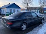 Mercedes-Benz E 200 1998 года за 2 799 000 тг. в Караганда – фото 3