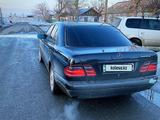 Mercedes-Benz E 200 1998 года за 2 799 000 тг. в Караганда – фото 5