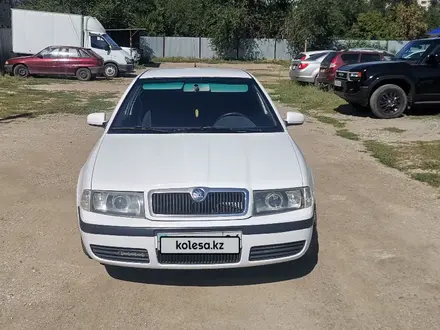 Skoda Octavia 2006 года за 2 500 000 тг. в Актобе – фото 2