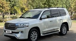 Toyota Land Cruiser 2016 годаүшін28 000 000 тг. в Астана