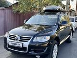 Volkswagen Touareg 2008 годаүшін6 100 000 тг. в Алматы – фото 2