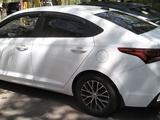Hyundai Accent 2018 года за 6 000 000 тг. в Алматы – фото 4