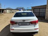 Kia Rio 2015 года за 5 500 000 тг. в Атырау – фото 2