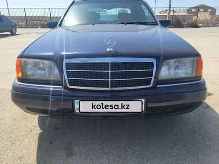 Mercedes-Benz C 200 1995 года за 3 000 000 тг. в Актау – фото 4