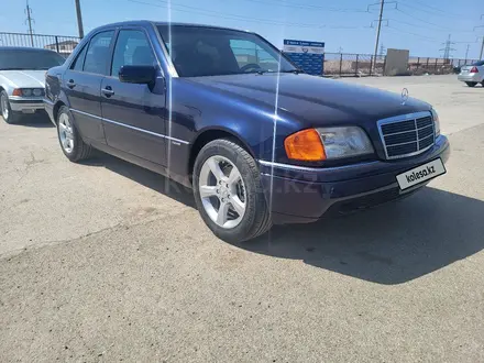 Mercedes-Benz C 200 1995 года за 3 000 000 тг. в Актау – фото 5