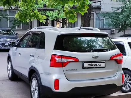 Kia Sorento 2013 года за 7 800 000 тг. в Алматы – фото 4