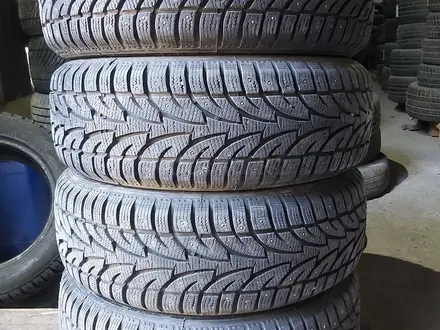 235/65R17 RoadX за 130 000 тг. в Алматы