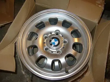 Комплект колес BMW за 80 000 тг. в Сарань – фото 2