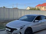 Hyundai Elantra 2022 года за 11 000 000 тг. в Алматы