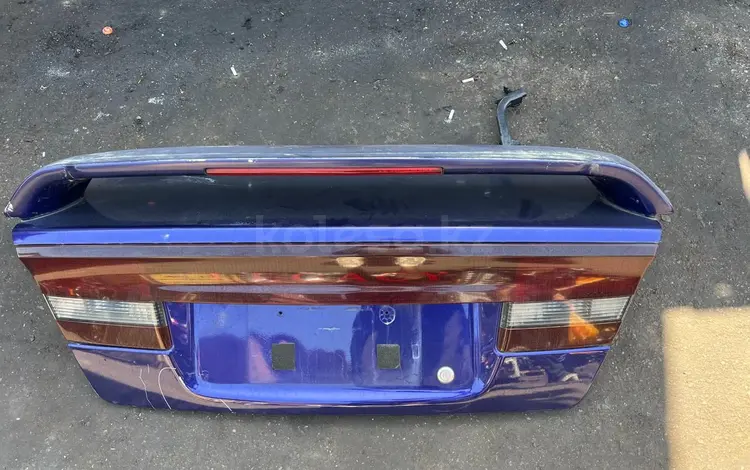 Крышку багажника седан Sybary Legasy за 80 000 тг. в Алматы