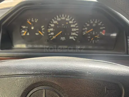 Mercedes-Benz E 280 1994 года за 2 300 000 тг. в Жезказган – фото 4