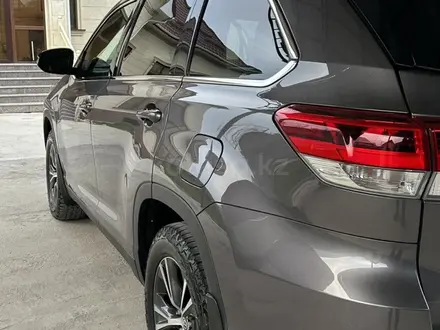 Toyota Highlander 2019 года за 19 500 000 тг. в Шымкент – фото 2