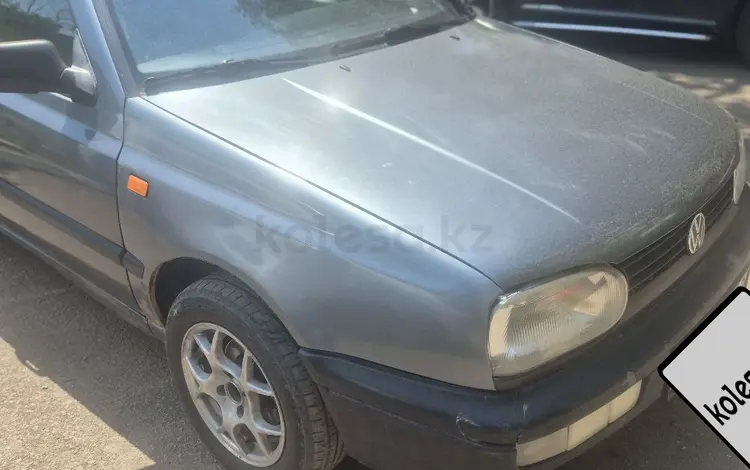 Volkswagen Golf 1994 годаүшін990 000 тг. в Караганда