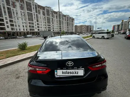 Toyota Camry 2023 года за 17 500 000 тг. в Астана – фото 4