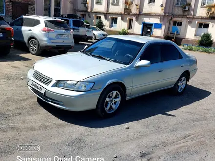 Toyota Camry 2000 года за 3 500 000 тг. в Экибастуз – фото 7