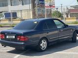 Mercedes-Benz E 240 1995 года за 2 000 000 тг. в Шымкент – фото 3