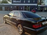 Mercedes-Benz E 200 1997 годаүшін2 500 000 тг. в Павлодар – фото 4