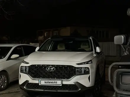 Hyundai Santa Fe 2023 года за 19 500 000 тг. в Алматы – фото 2